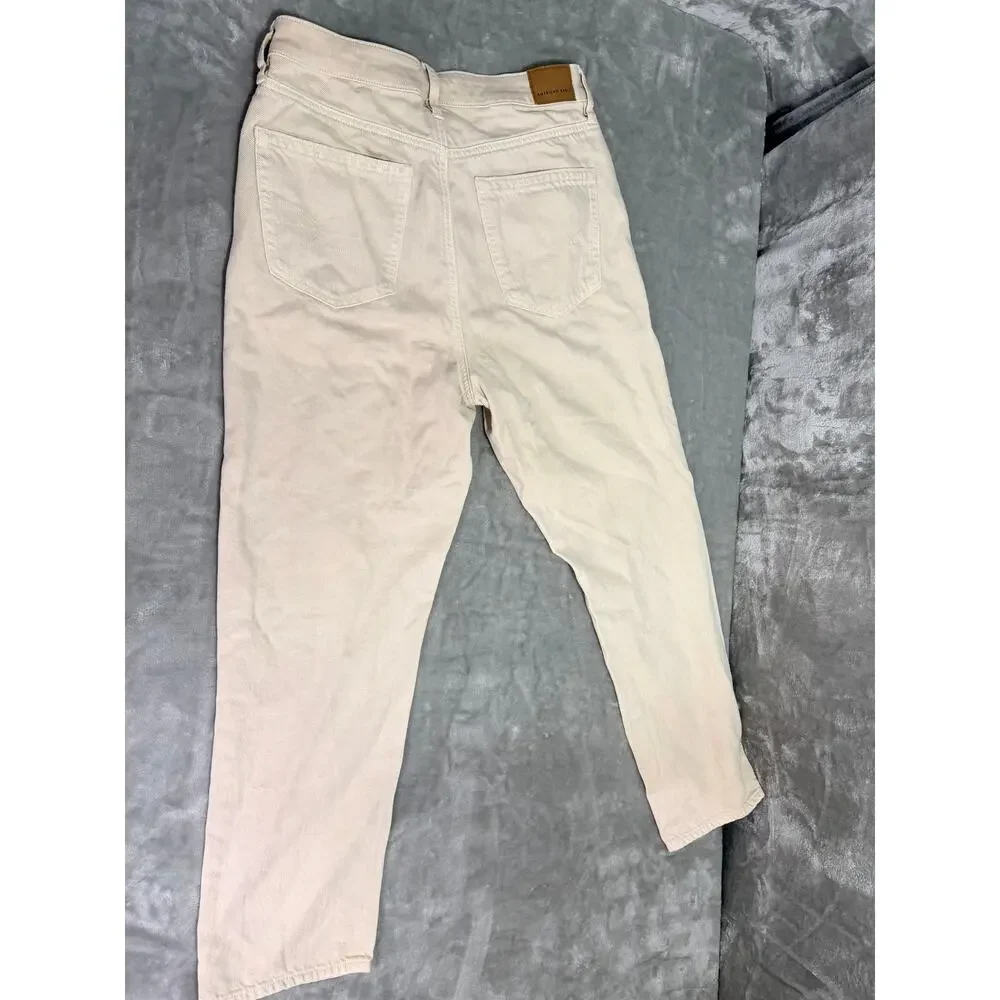 American Eagle Mom Jeans Cream Ivory High Rise Straight Leg Size 6 - Picture 3 of 9